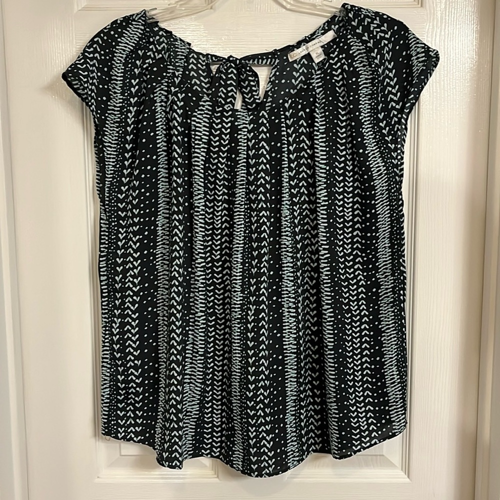 Lauren Conrad cap sleeve top